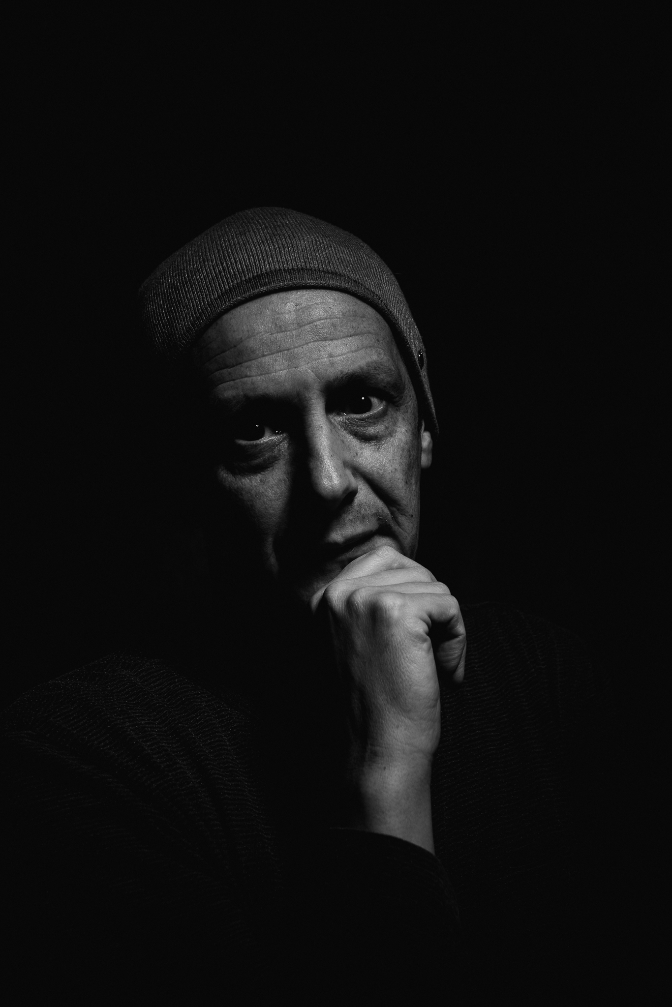 Selfie Film Noir Black and White Portrait Porträt - m-foerster.com